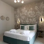 Palazzo Bellezia Luxury & Nocleg ze śniadaniem 4*